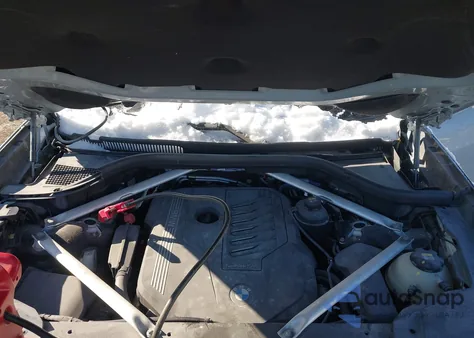 2021 BMW X7 xDrive40I z USA, uszkodzony, nr VIN 5UXCW2C05M9F67228